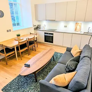 Luxury In Center Edinburgh