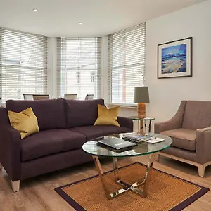 Braid By Mansley Aparthotel