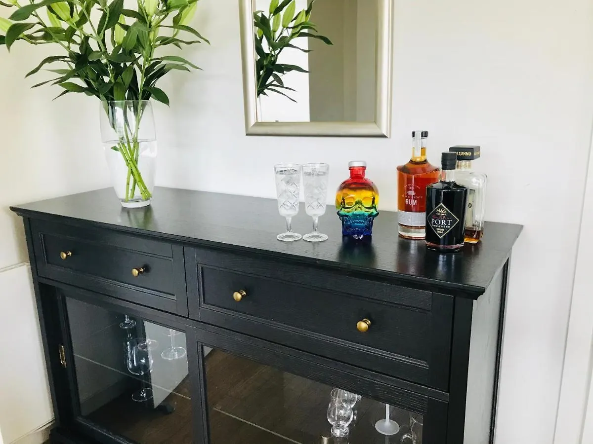 Aparthotel Quartermile Serviced Apartments Edinburgh