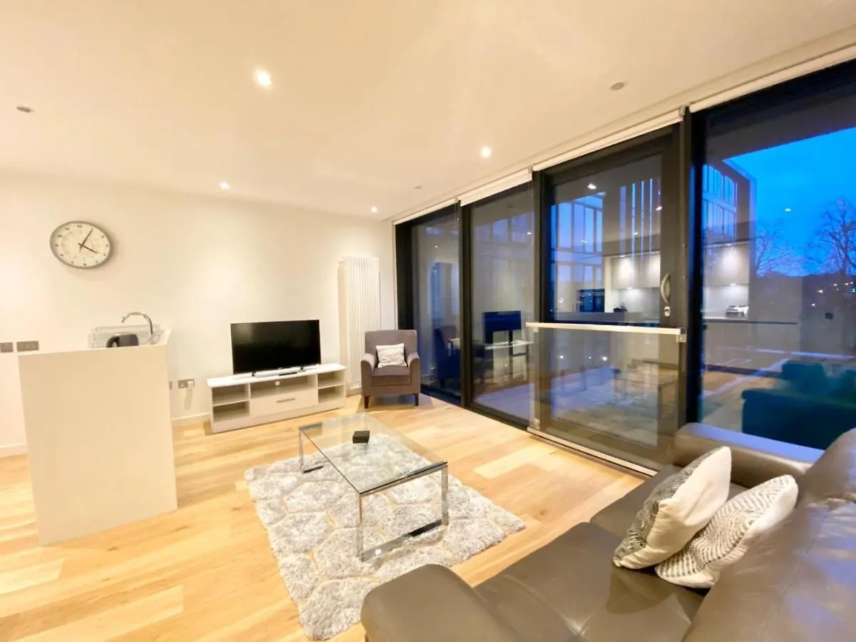 Quartermile Serviced Apartments Edinburgh 0*,